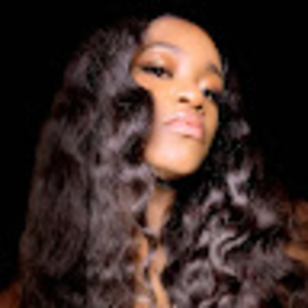 Meet your Posher, Desiree